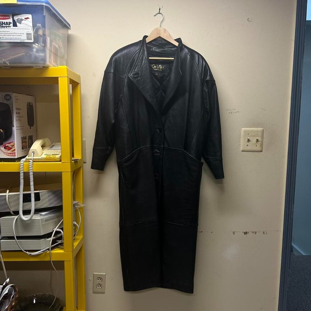 Givet Made in Korea Leather 1980s Black Leather Trench Coat Size Adult Small